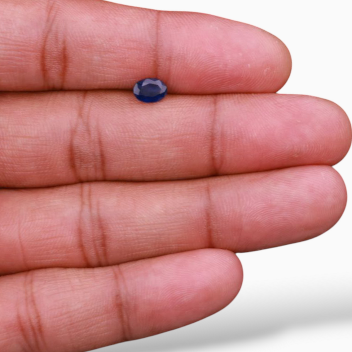 Original Blue Sapphire in Oval Shape 0.81 Carats 6.7x4.8mm Size
