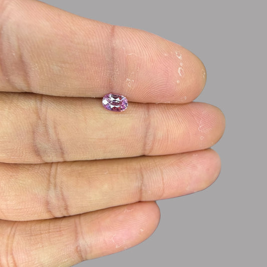 Oval Shape in Natural Pink Sapphire Gemstone 0.64 Carats & 6.2 x 4.2 mm Size