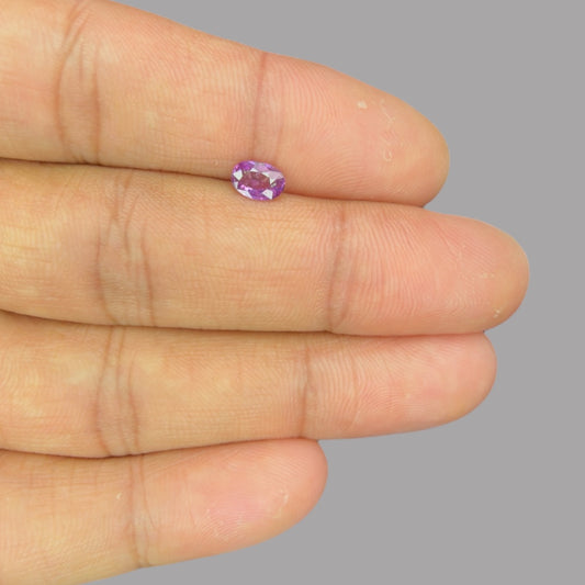 Oval Shape in Natural Pink Sapphire Gemstone 0.66 Carats & 6.5 x 4.6 mm Size