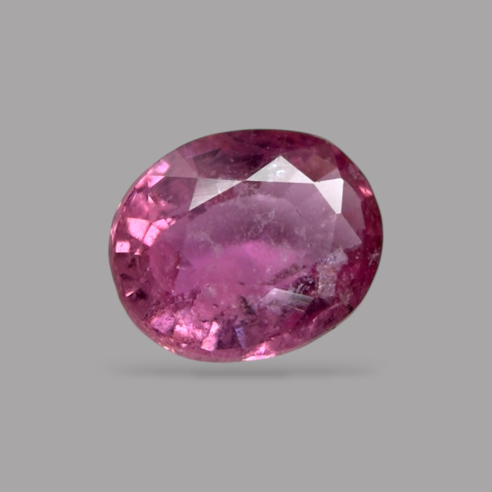 Oval Shape in Natural Pink Sapphire Gemstone 0.70 Carats & 6 x 4.8 mm Size