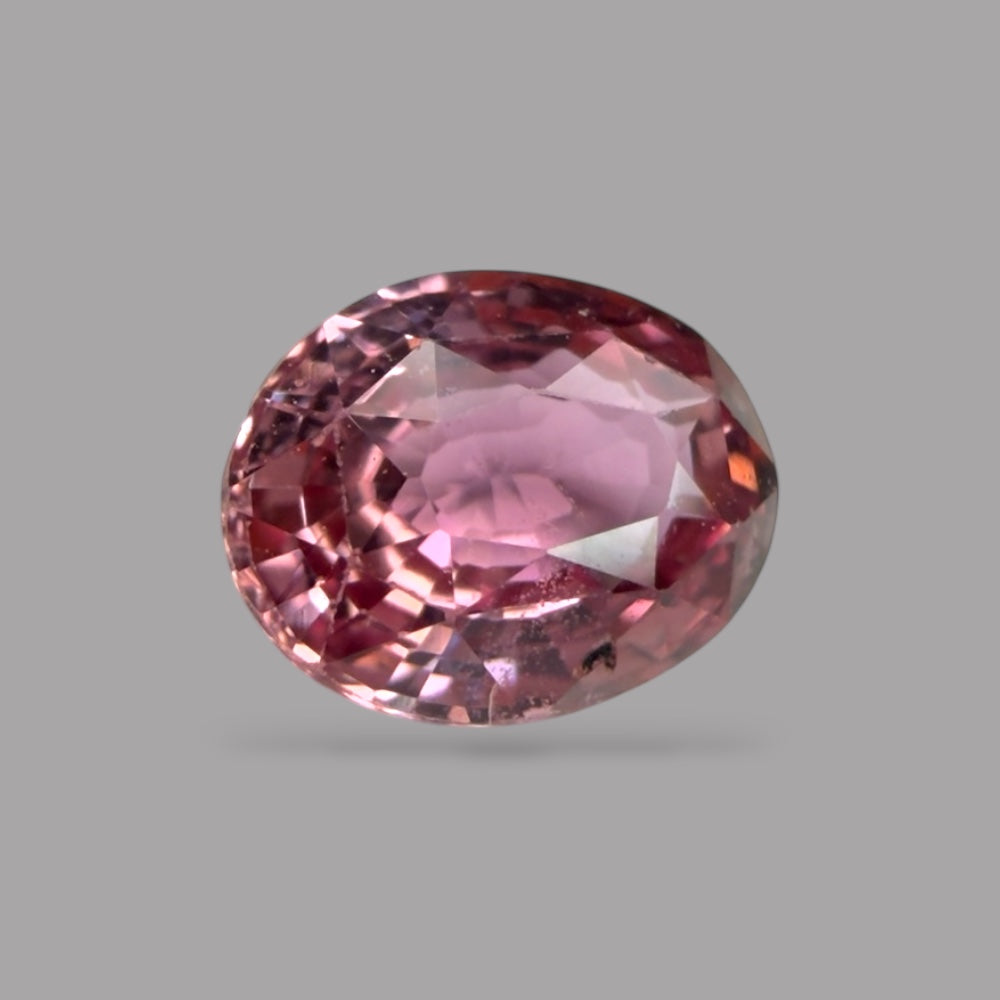 Oval Shape in Natural Pink Sapphire Gemstone 0.73 Carats & 5.9 x 4.7 mm Size
