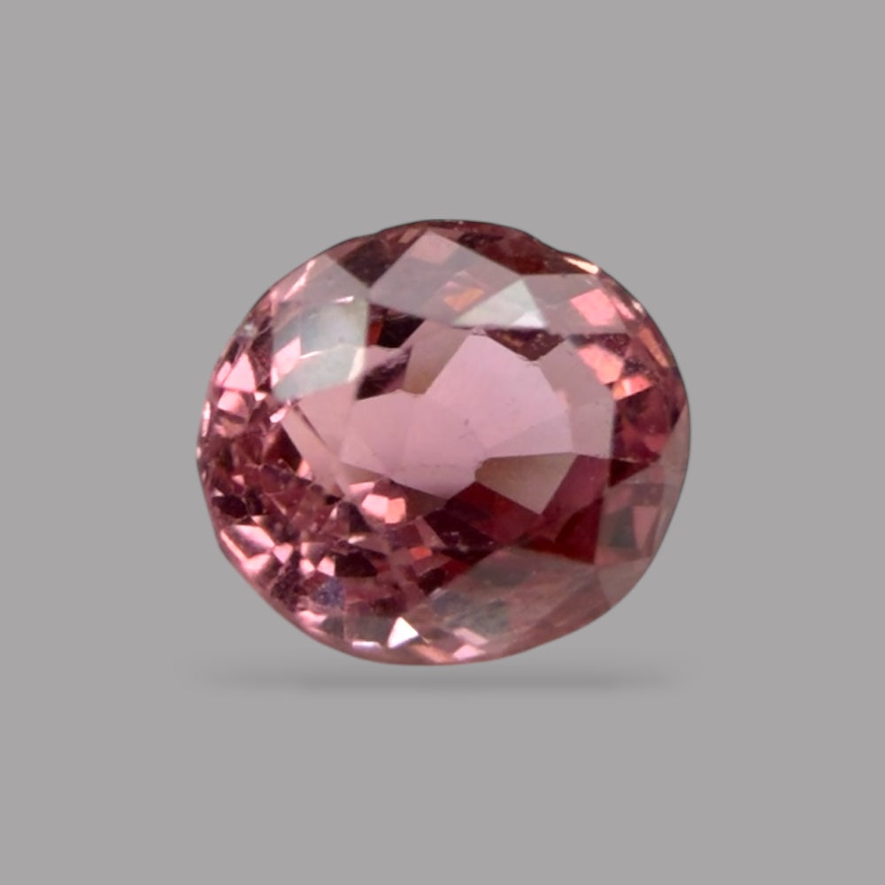 Oval Shape in Natural Pink Sapphire Gemstone 0.74 Carats & 5.5 x 4.7 mm Size