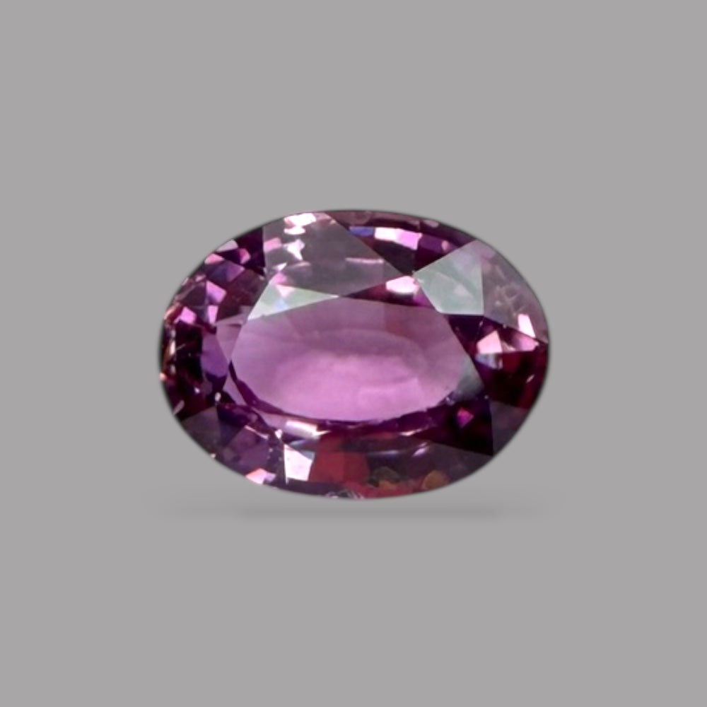 Oval Shape in Natural Pink Sapphire Gemstone 0.80 Carats & 6.4 x 4.7 mm Size
