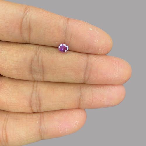 Oval Shape in Natural Pink Sapphire Gemstone 0.81 Carats & 5.5 x 4.3 mm Size
