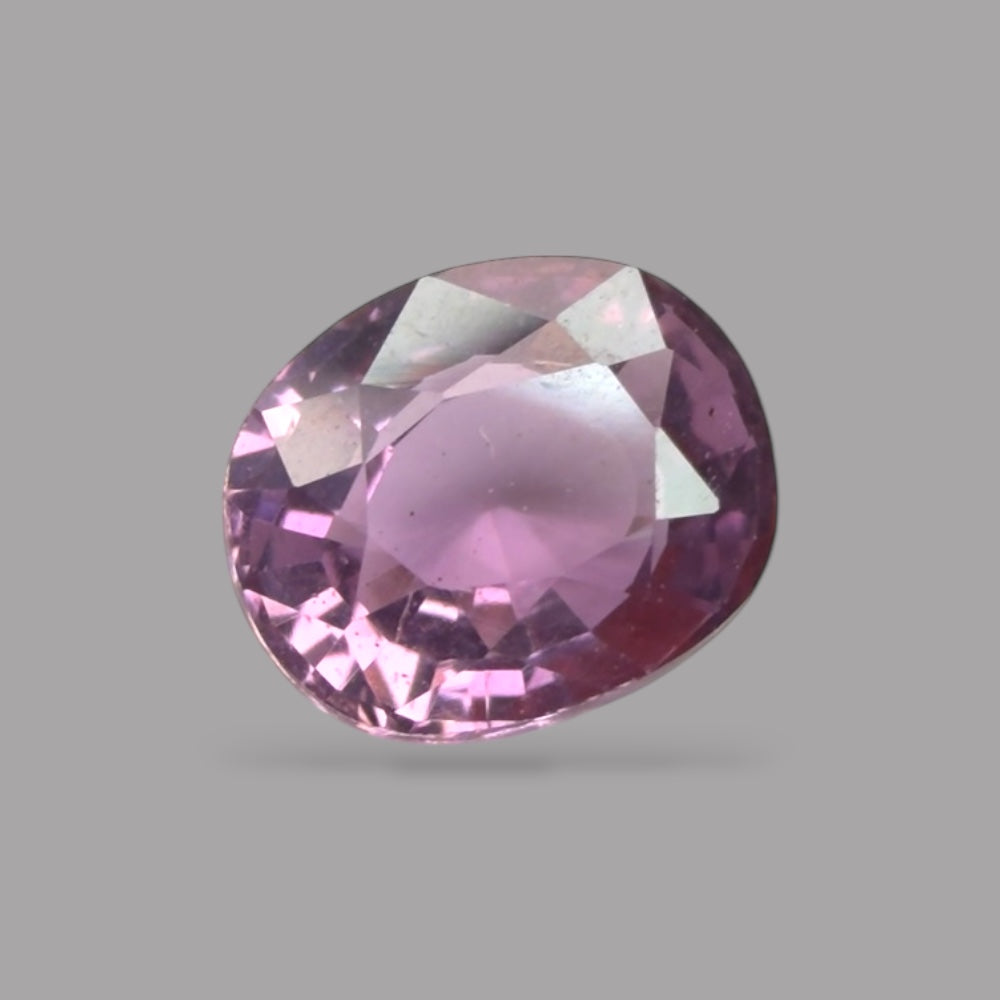 Oval Shape in Natural Pink Sapphire Gemstone 0.86 Carats & 6.2 x 5.1 mm Size