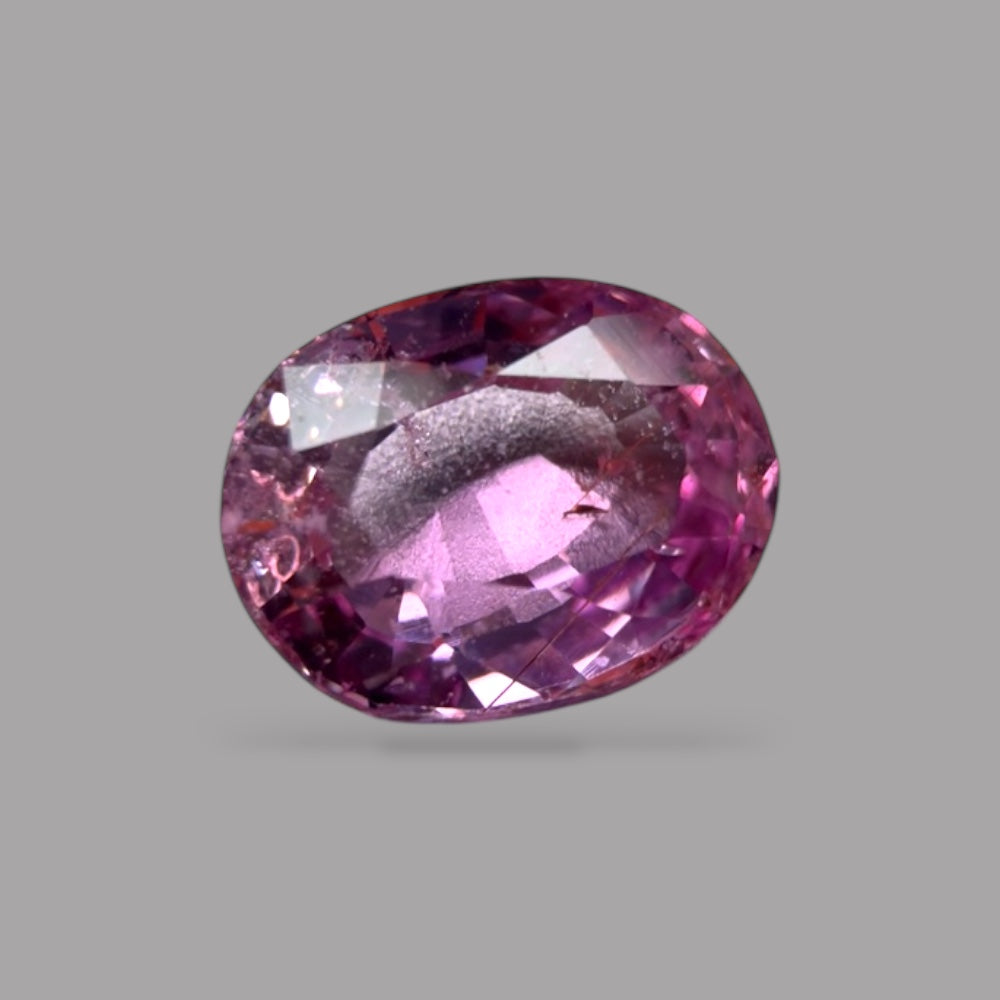 Oval Shape in Natural Pink Sapphire Gemstone 0.89 Carats & 6.3 x 4.9 mm Size
