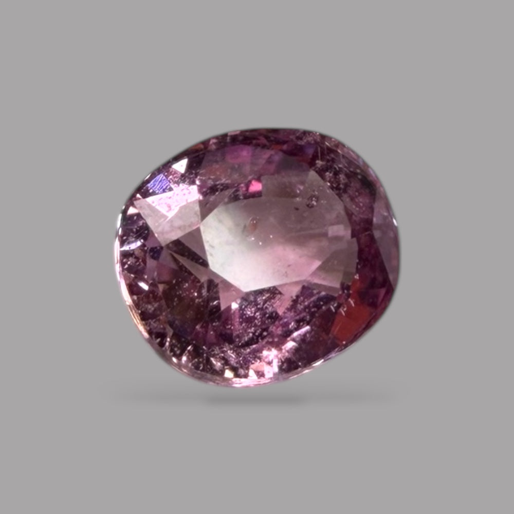 Oval Shape in Natural Pink Sapphire Gemstone 0.91 Carats & 6 x 5.1 mm Size
