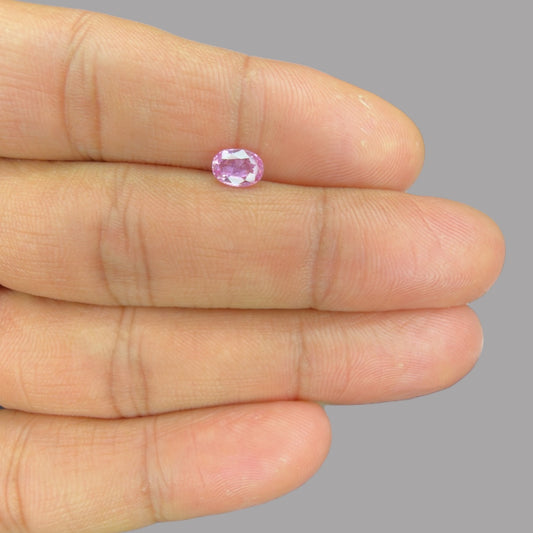 Oval Shape in Natural Pink Sapphire Gemstone 0.94 Carats & 6.7 x 4.8 mm Size