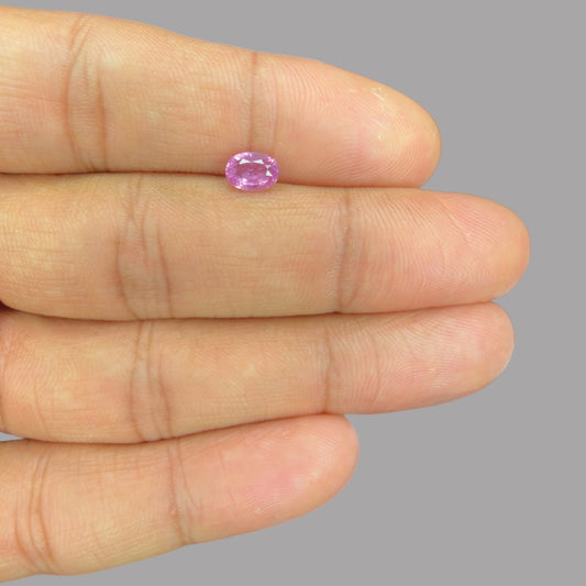 Oval Shape in Natural Pink Sapphire Gemstone 0.99 Carats & 6.7 x 4.7 mm Size