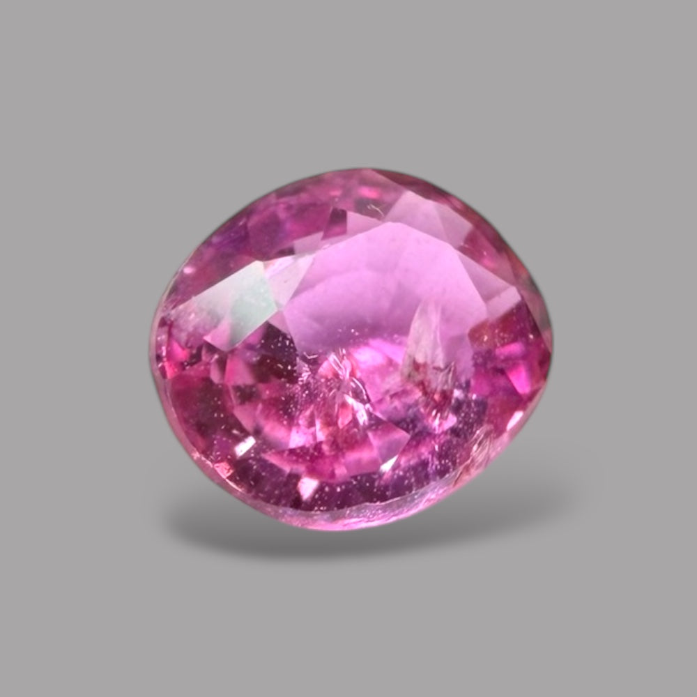 Oval Shape in Pink Sapphire Gemstone 0.87 Carats & 6.2 x 5.2 mm Size