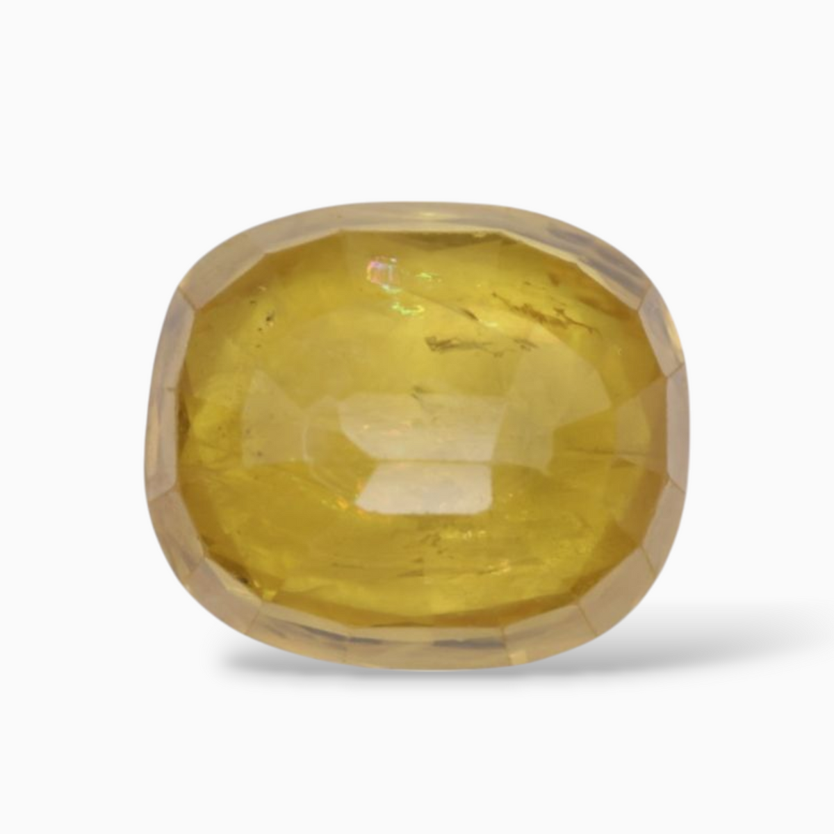 Oval Shape in Yellow Sapphire Gemstone 5.63 Carats & 10.6x9.2mm Size