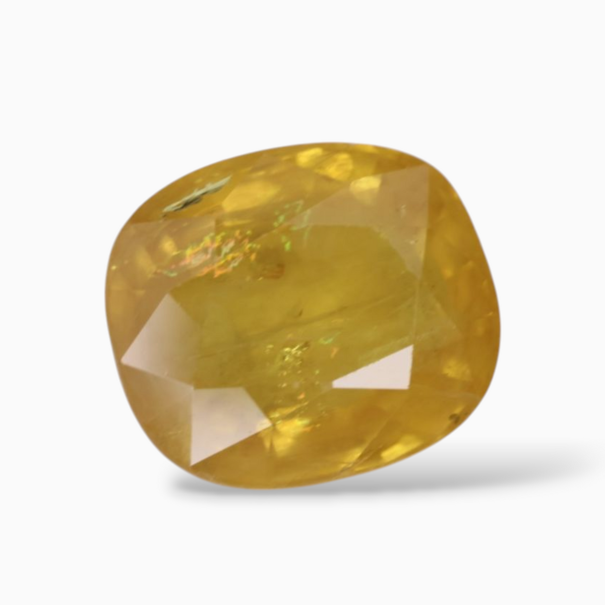 Oval Shape in Yellow Sapphire Gemstone 5.63 Carats & 10.6x9.2mm Size
