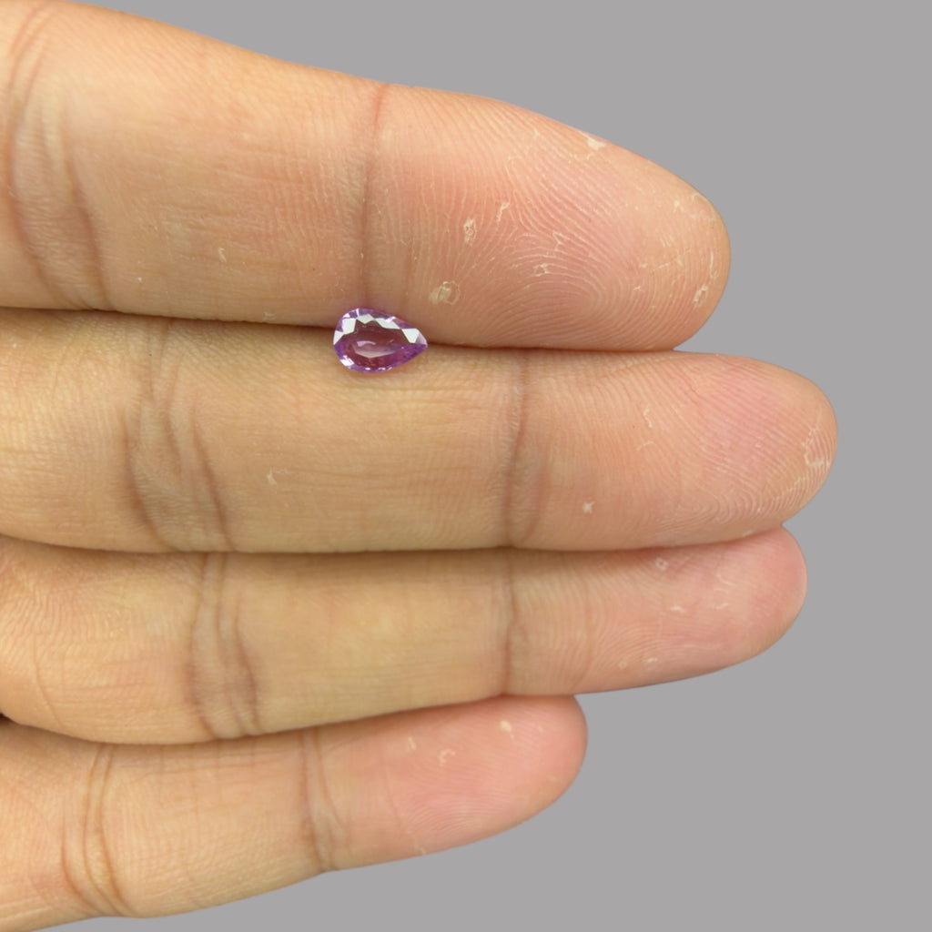 Pear Shape in Purple Sapphire Gemstone 0.44 Carats & 6.5 x 4.5 mm Size
