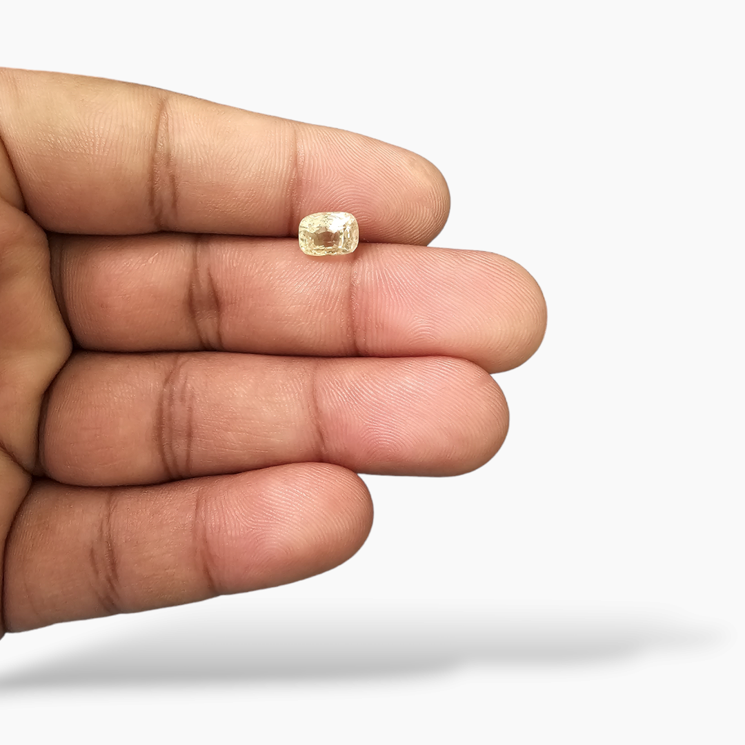 Natural Yellow Sapphire Stone 2.4 Carats 8× 6 mm