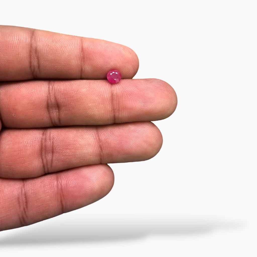 Natural Mozambique Ruby Manik Stone 0.96 Carats Round Shape