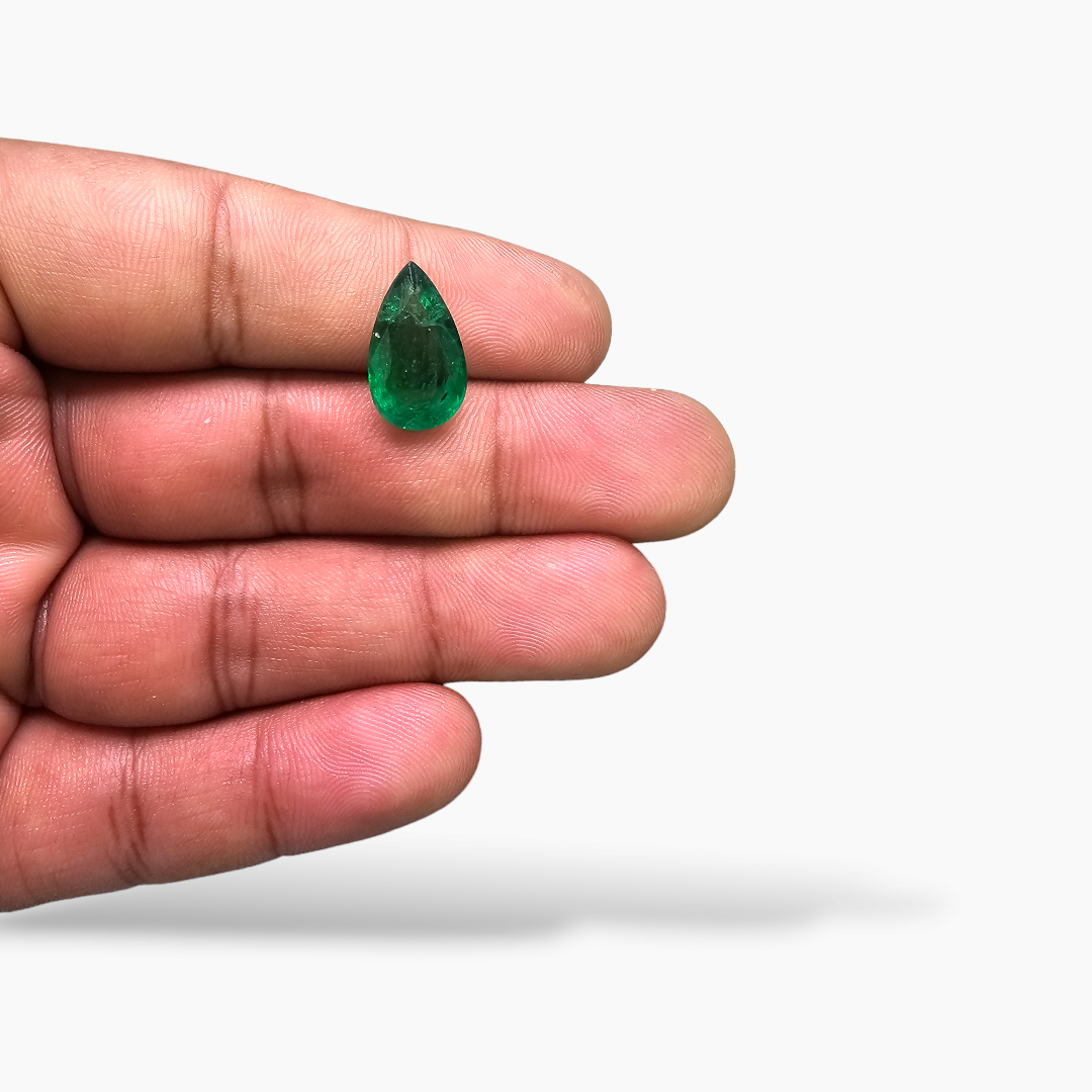 Natural Zambian Emerald Stone 5.53 Carats Pear Cut 15.71 x 9.19 x 6.04 mm