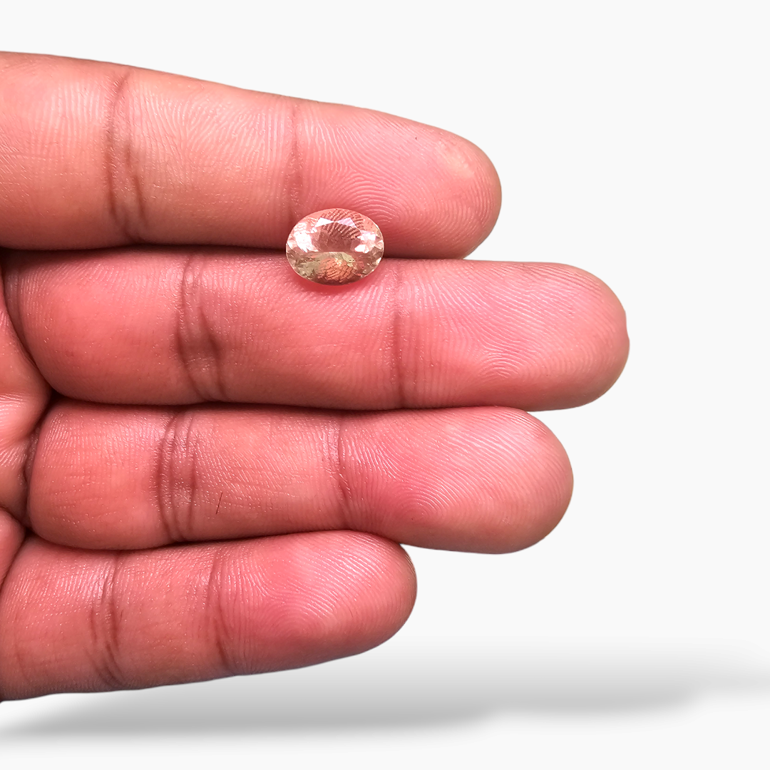 loose Natural Peach Morganite Stone 2.88 Carats Oval Cut ( 8x9 mm)
