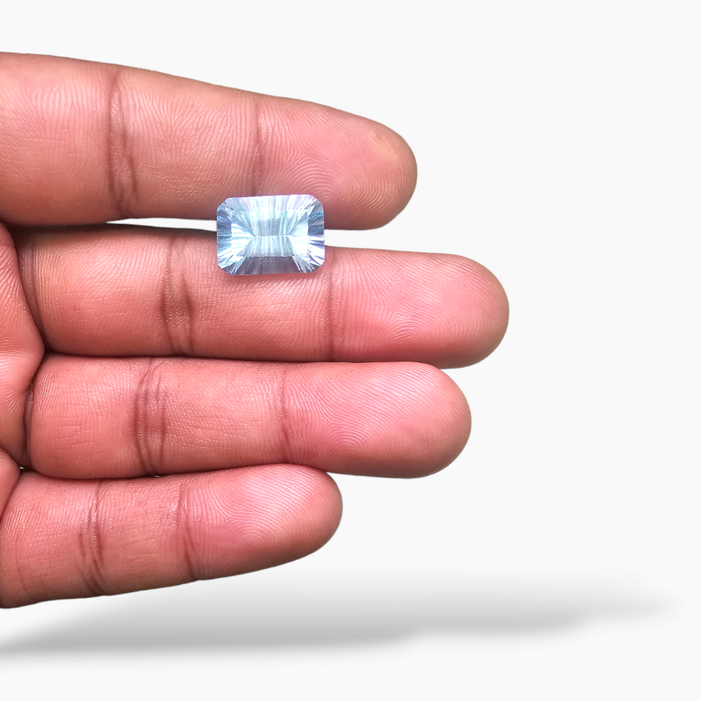 online Natural Sky Blue Topaz Stone 8.20  Carats Emeraldcut Shape  ( 14x10 mm )