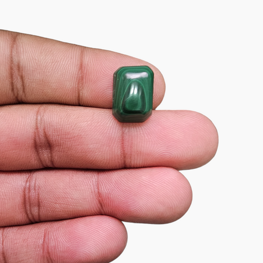 fort sale Natural Malachite Stone 9.91  Carats Cabochon Shape ( 14x10 mm )