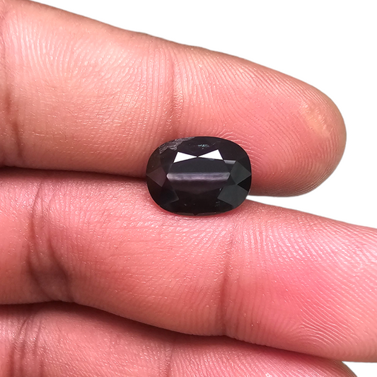 Natural Blue Sapphire Stone  From Australia 5.12 Carats Oval Shape 11.5 x 9 mm