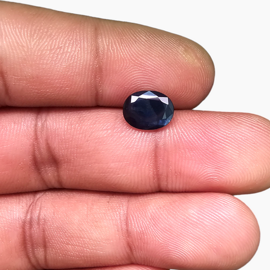 Natural Blue Sapphire Gemstone 2.4 Carats Oval Cut Shape