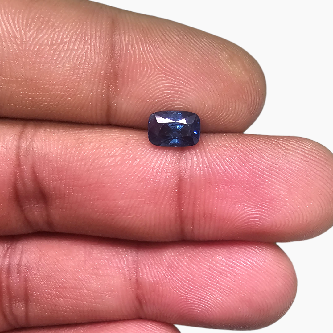 Cushion cut blue sapphire discount