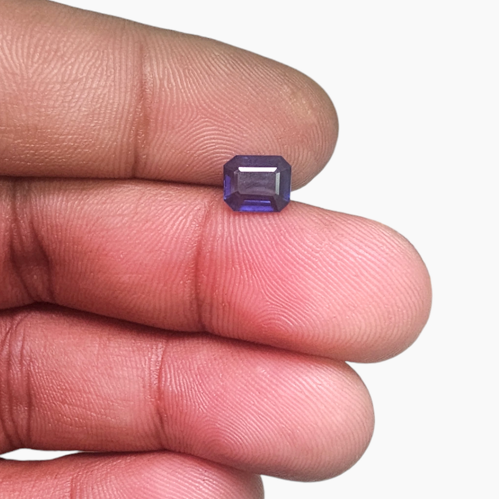 Blue Sapphire Emerald Cut: 1.39 Carats, Natural Elegance from Srilanka
