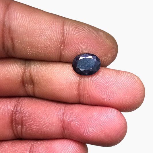 Blue Natural Sapphire Oval Cut: 3.15 Carats, Natural Elegance from Africa