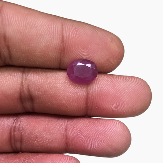 Mozambique Gemstone of Natural Ruby in Pink 4.12 Carats Oval Shape