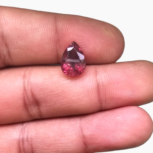 Pink Tourmaline Pear Cut in 3.55 Carats with 11 by 8 MM Size for Sale