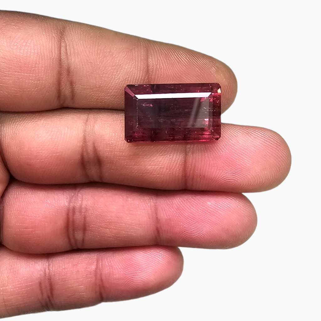 Natural Rubellite Tourmaline in Emerald Cut with 24 Carats for Sale