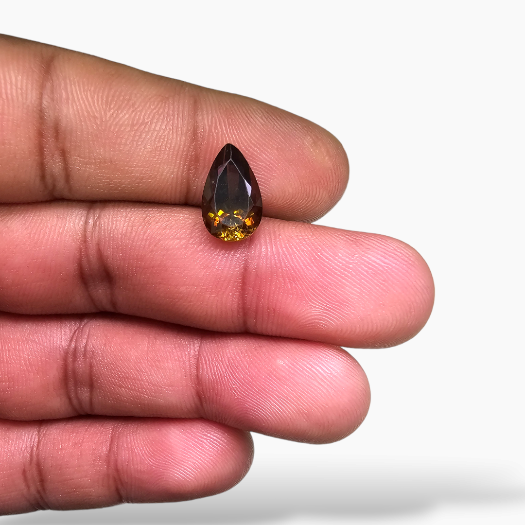 Natural Tourmaline in 3.16 Carats with Pear Cut From Africa for Sale