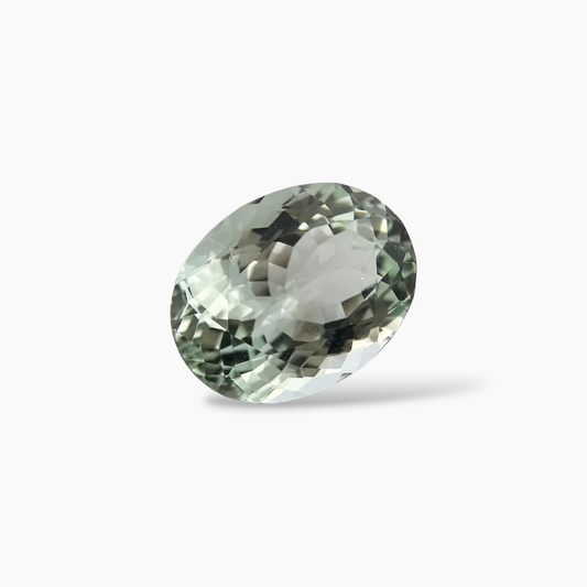 Natural Green Tourmaline Oval Shape in 4.67 Carats Weight for Sale
