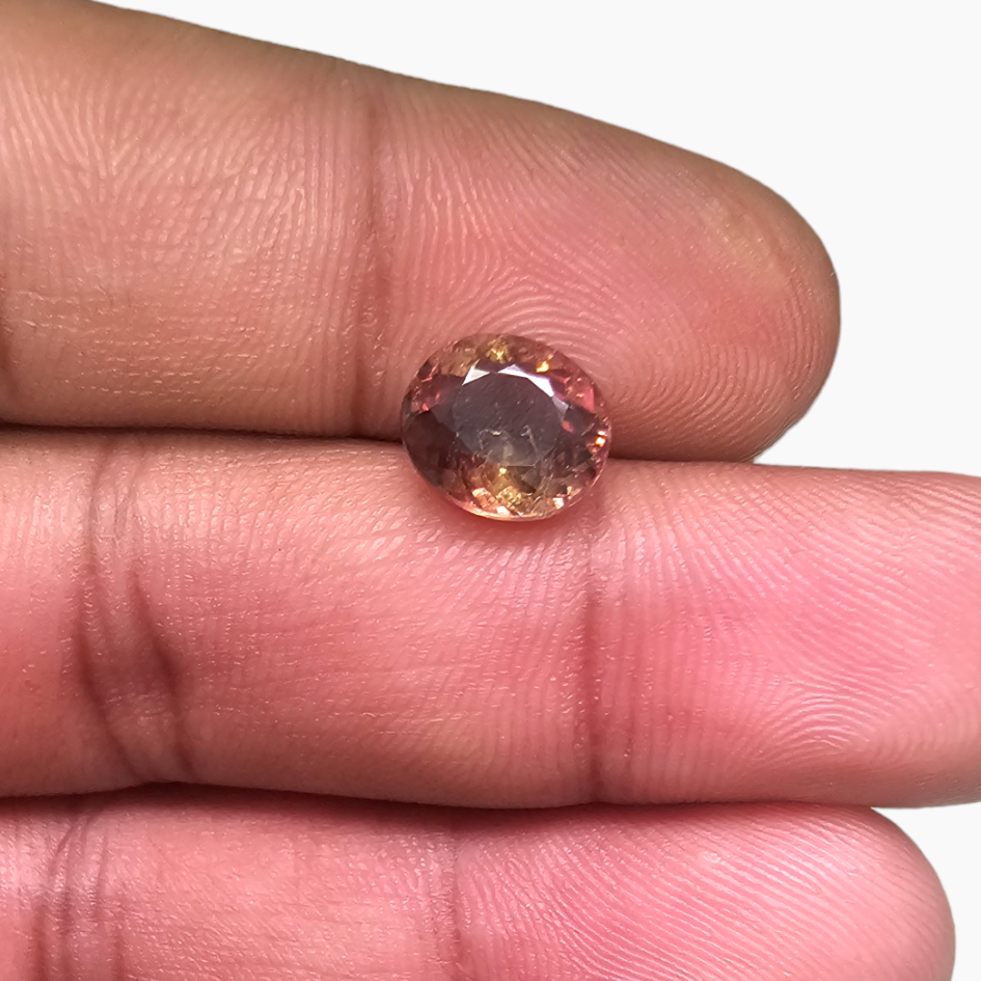 Natural Tourmaline Gemstone in Oval Cut with 2.79 Carats Weights