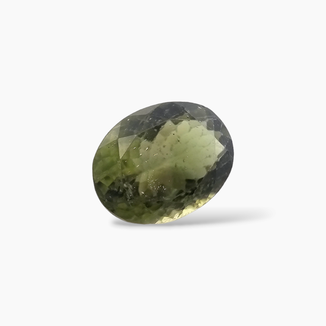 Natural Green Tourmaline Stone From Africa in 2.57 Carats for Sale