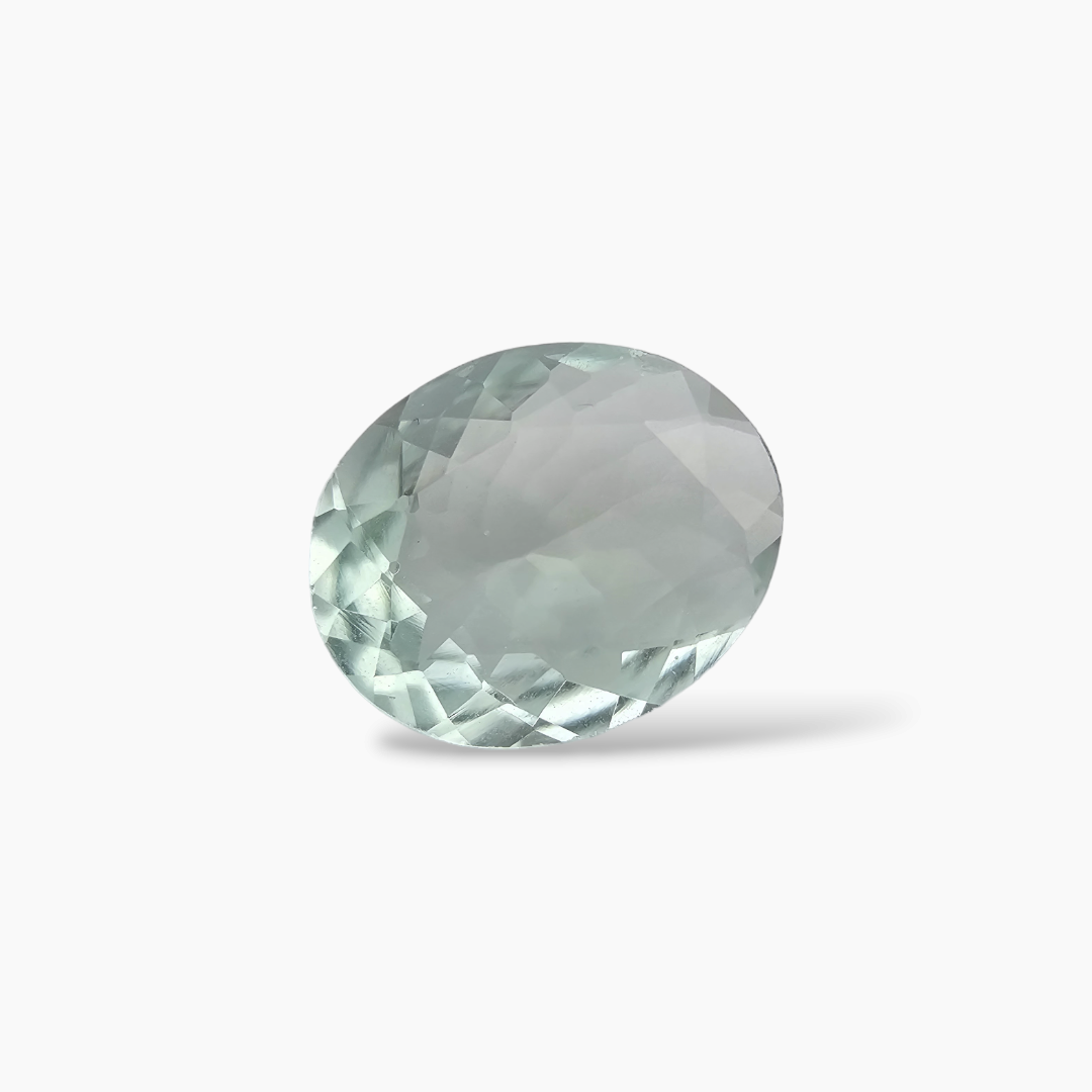Natural Green Tourmaline Gemstone Oval Cut in 1.53 Carats for Sale