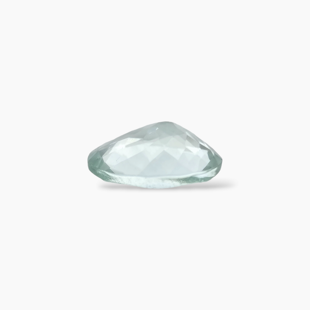 Natural Green Tourmaline Gemstone Oval Cut in 1.53 Carats for Sale