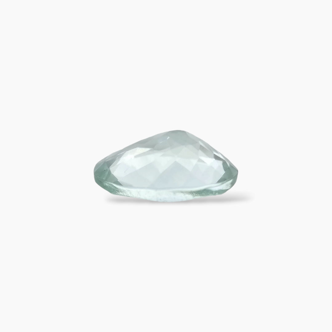 Natural Green Tourmaline Gemstone Oval Cut in 1.53 Carats for Sale