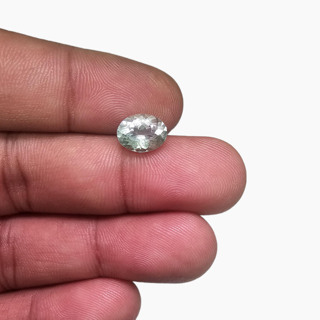 Natural Green Tourmaline Gemstone from Africa in 1.86 Carats