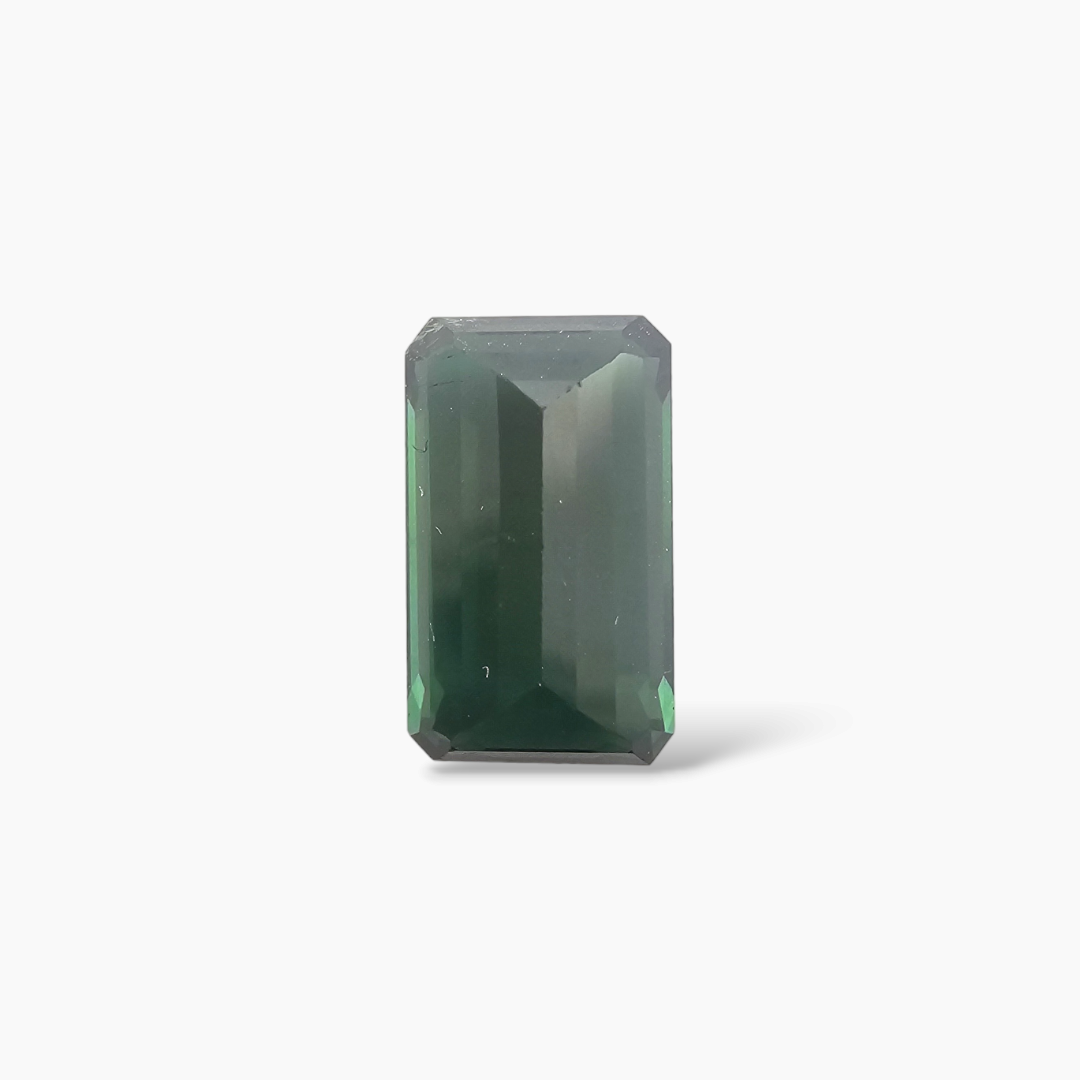Natural Green Tourmaline in Emerald Cut with 5.25 Carats for Sale