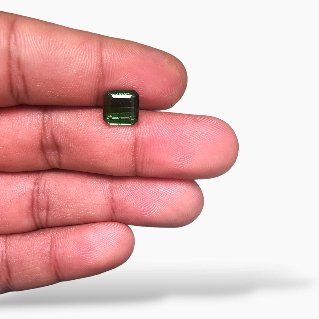 Natural Green Tourmaline Gemstone in 8MM Size with 3.05 Carats