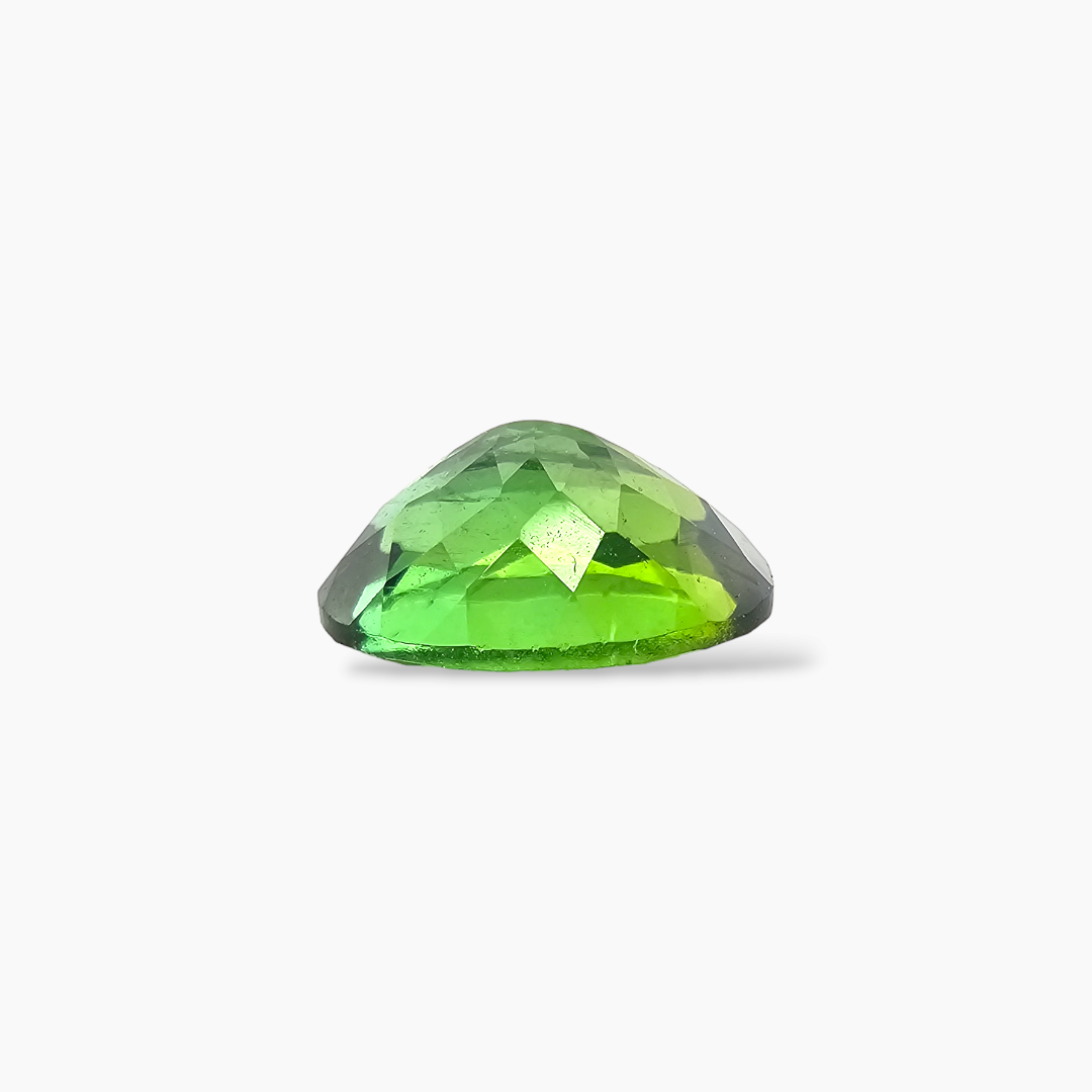 Natural Green Tourmaline in Oval Shape with 1.93 Carats for Sale
