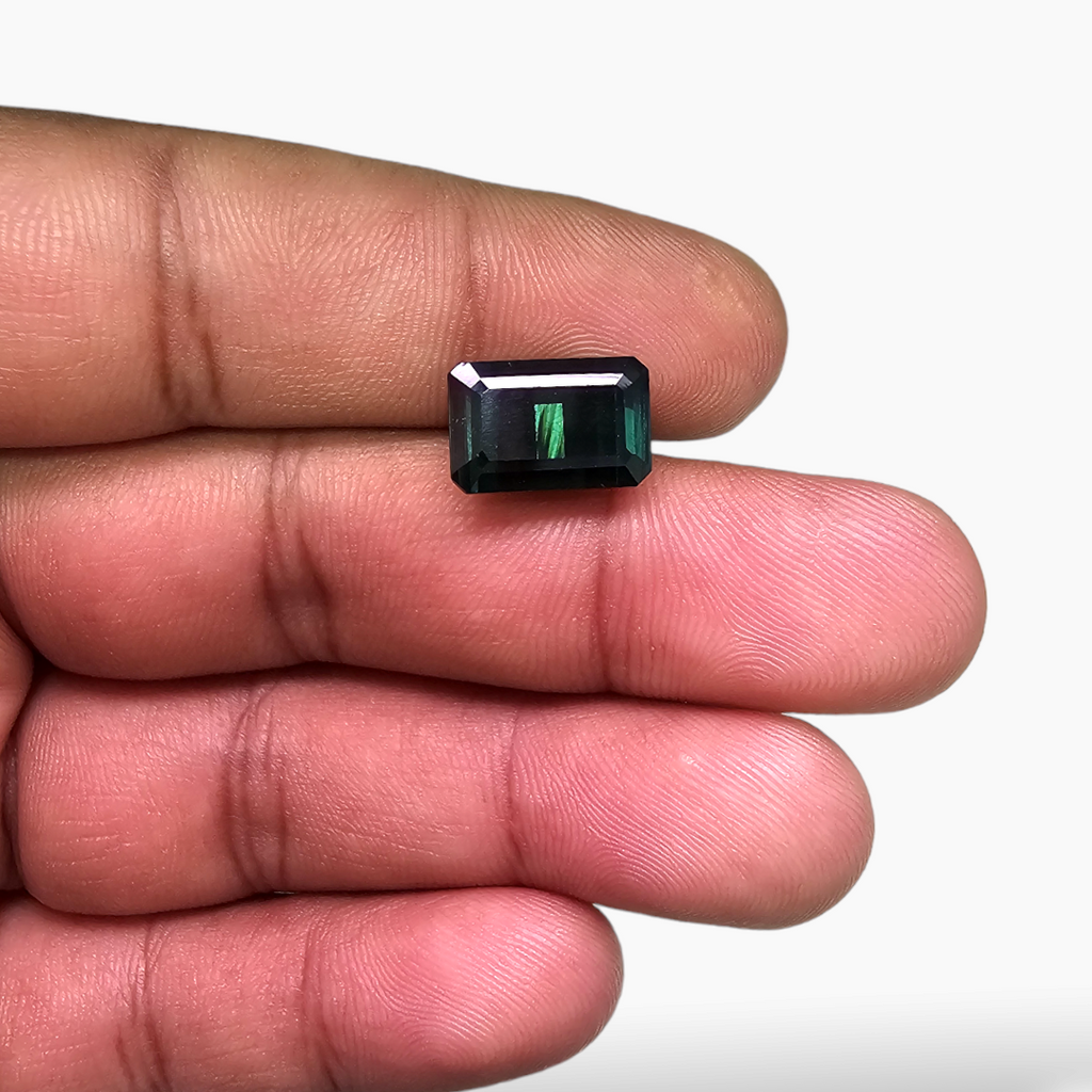 Natural Green Tourmaline in Emerald Cut 6.94 Carats for Sale