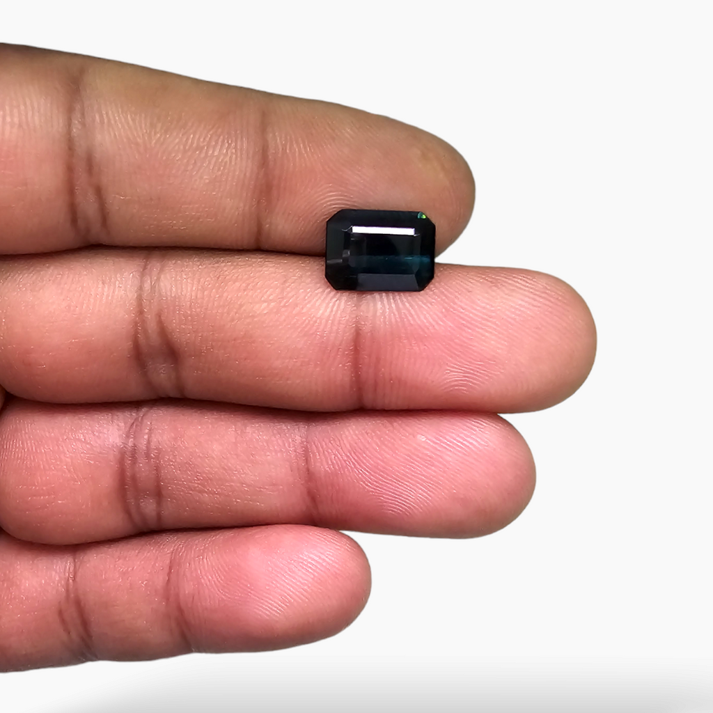 Natural Blue Tourmaline Gemstone From Africa in 3.40 Carats for Sale