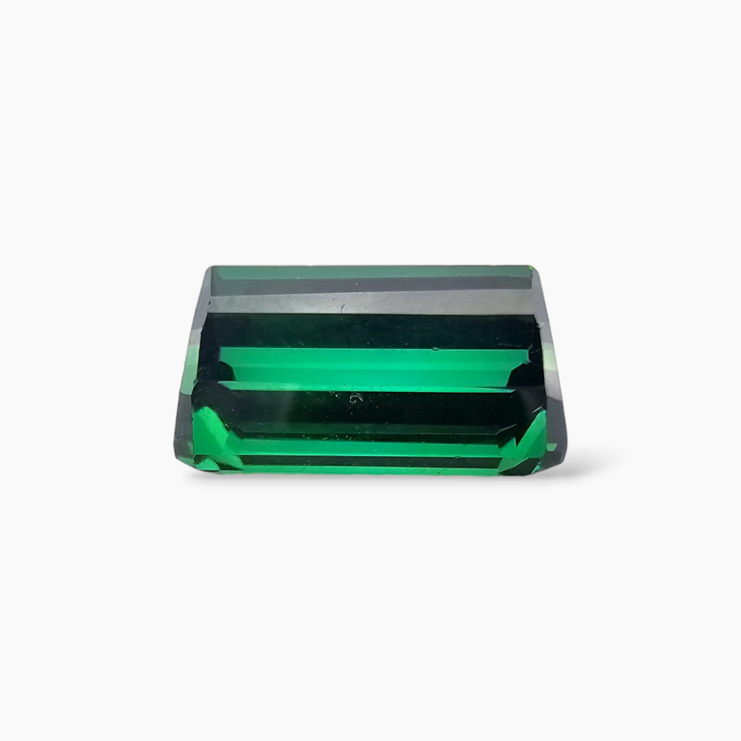 Natural Green Tourmaline Gemstone in 6.13 Carats Weight for Sale