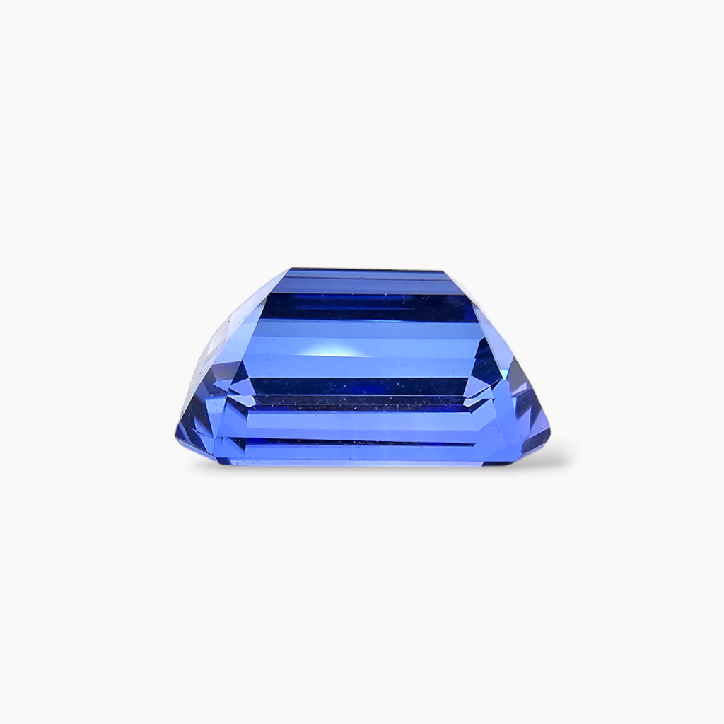 Natural Tanzanite Stone Emerald Cut 5.04 Carats for Sale in Blue Color