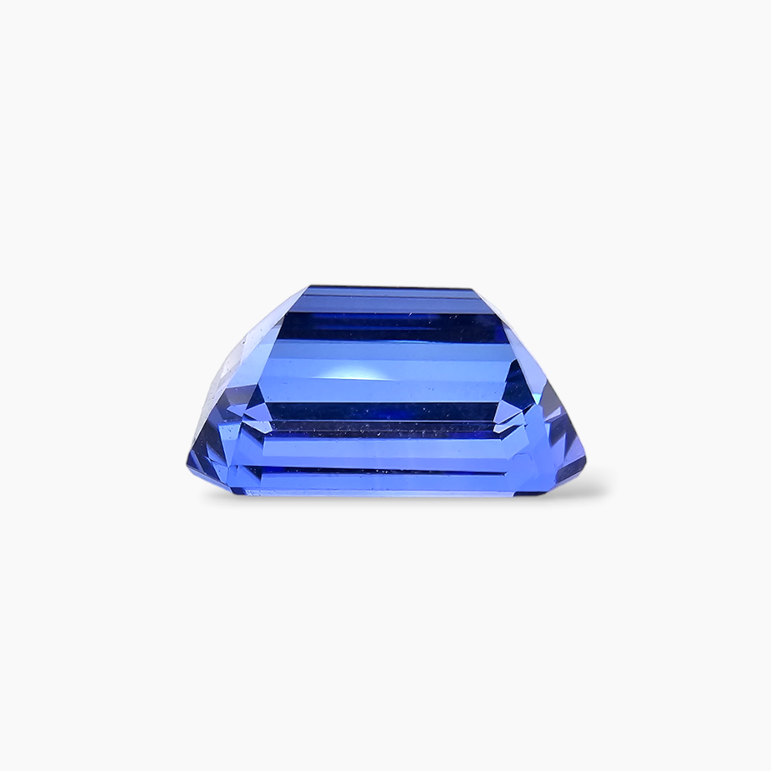 Natural Tanzanite Stone Emerald Cut 5.04 Carats for Sale in Blue Color