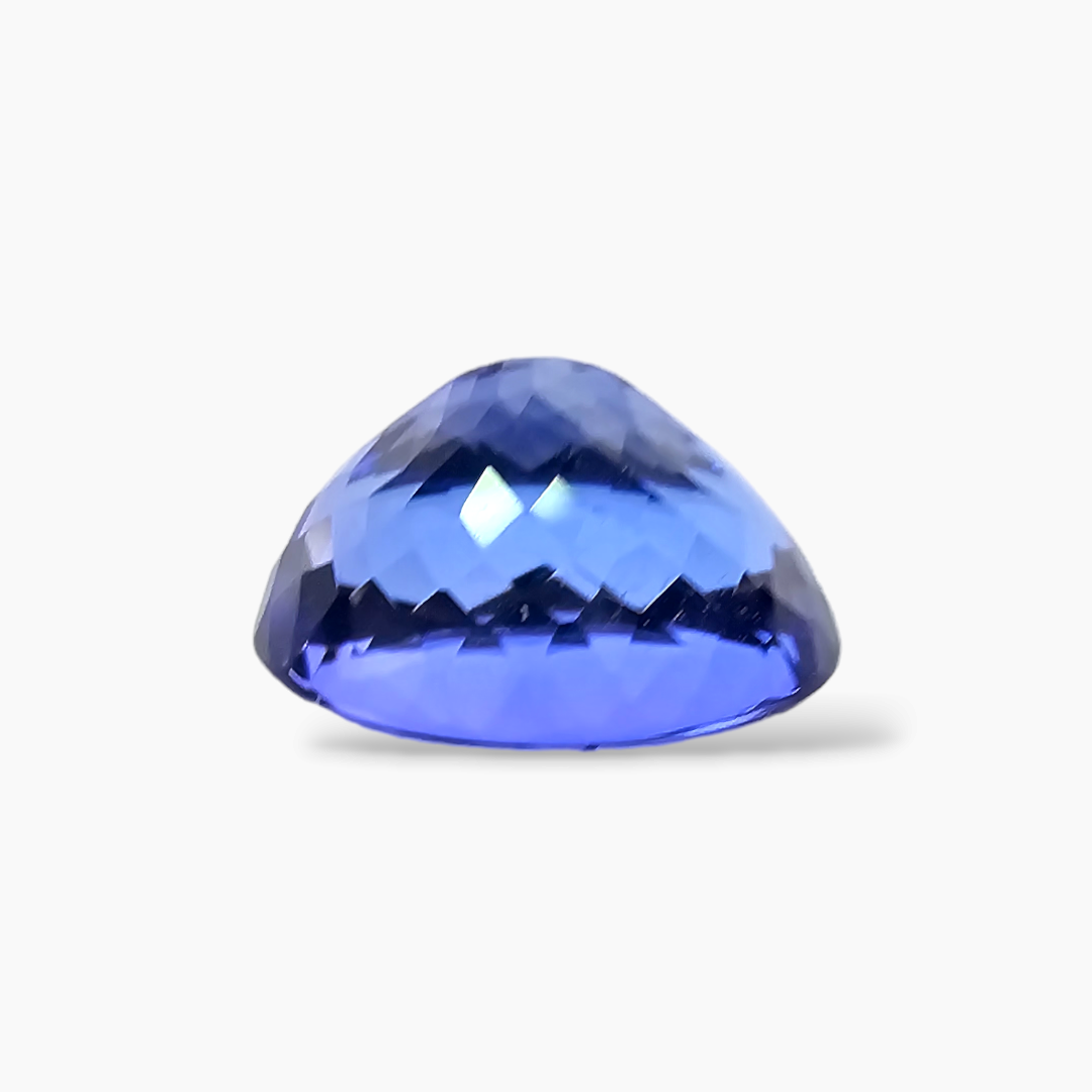 Tanzanian Natural Tanzanite Stone in Oval 5.64 Carats for Sale