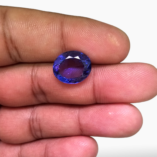 Tanzanian Natural Tanzanite Stone in Oval Cut with 7.32 Carats for Sale