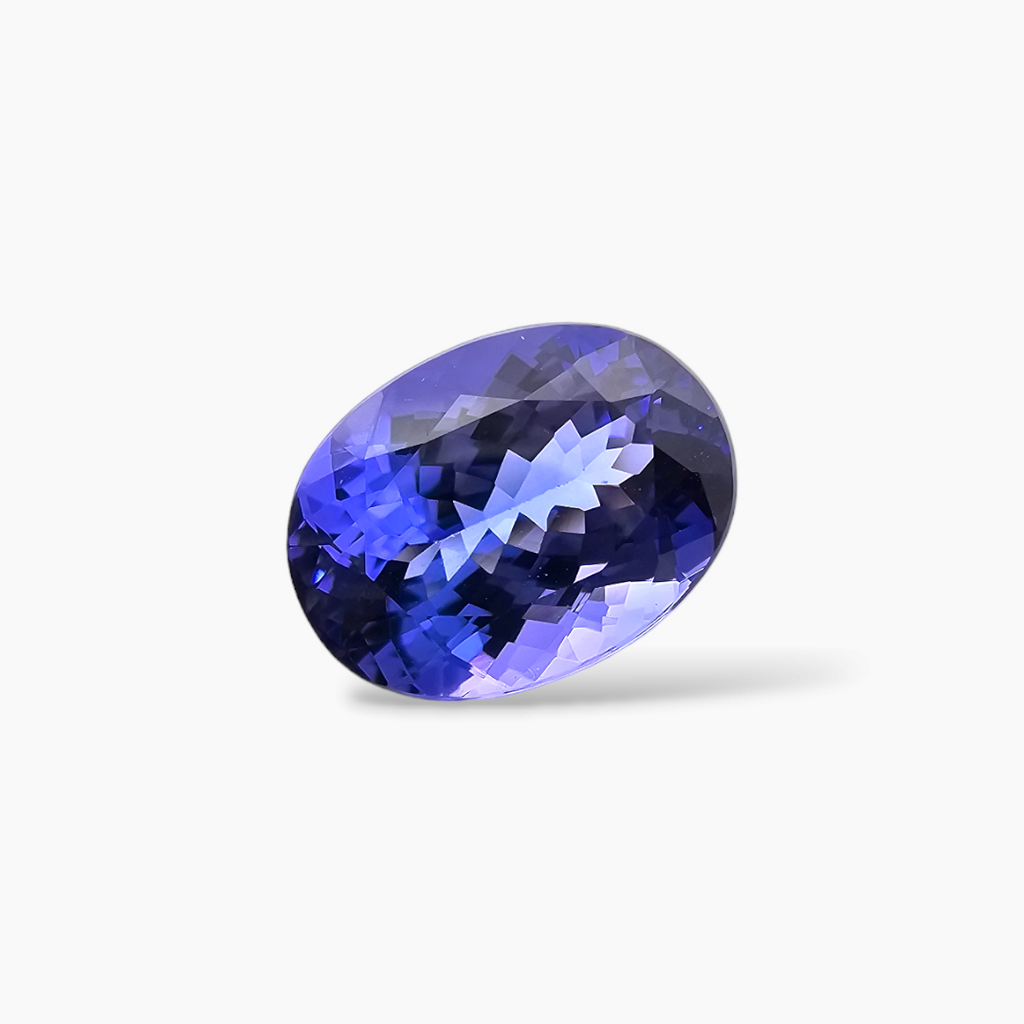 Natural Oval Shape Tanzanite Stone in 5.39 Carats Weight for Sale